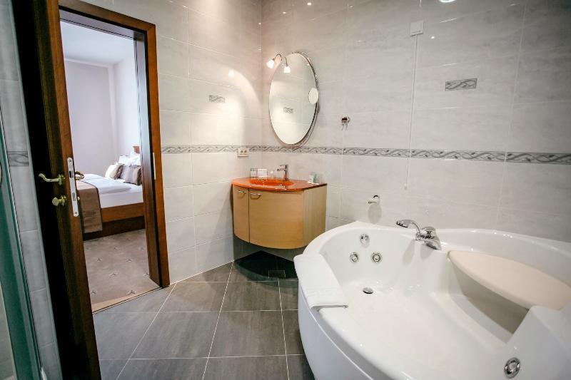 Hotel Stara Lika Gospić Extérieur photo