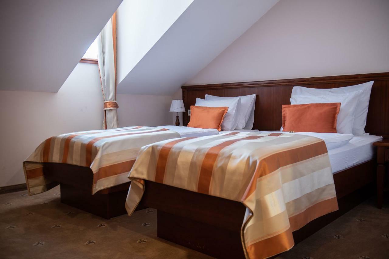Hotel Stara Lika Gospić Extérieur photo