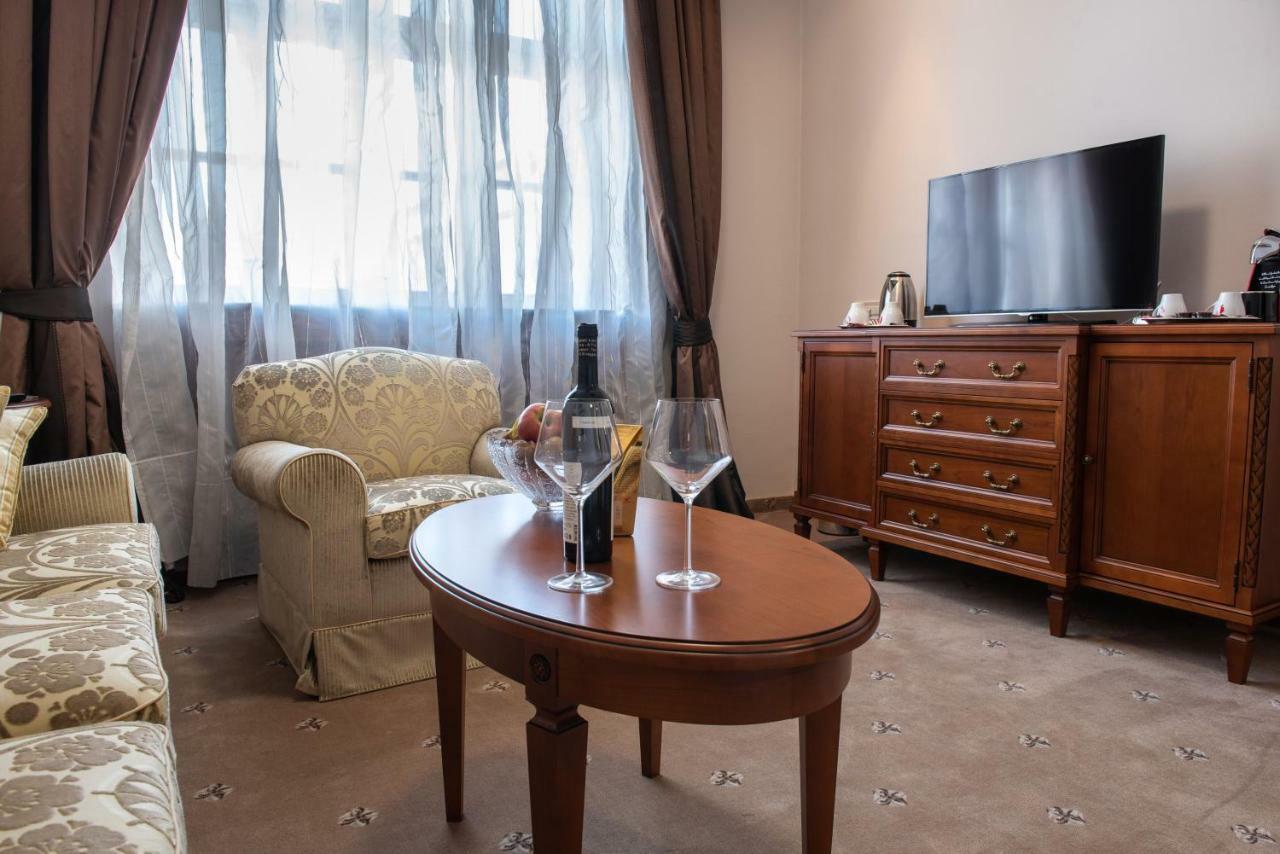 Hotel Stara Lika Gospić Extérieur photo