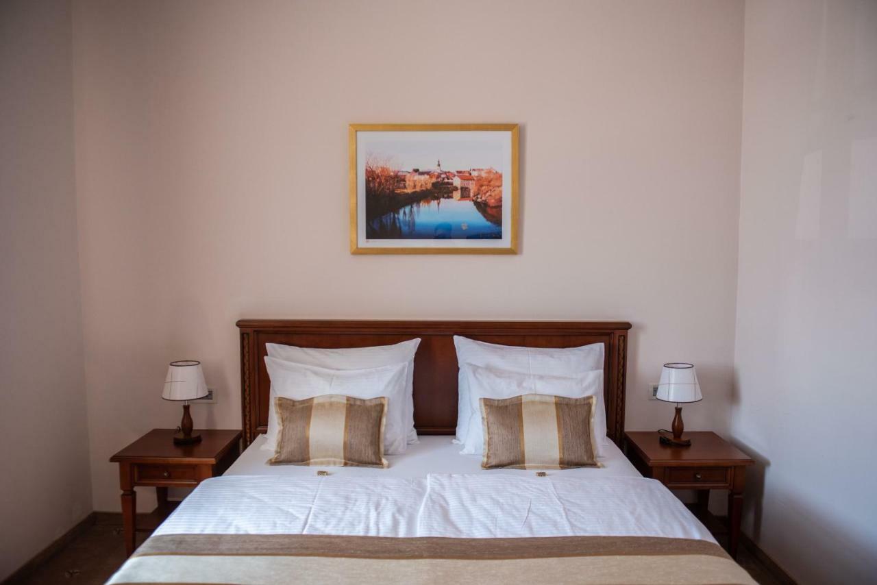 Hotel Stara Lika Gospić Extérieur photo